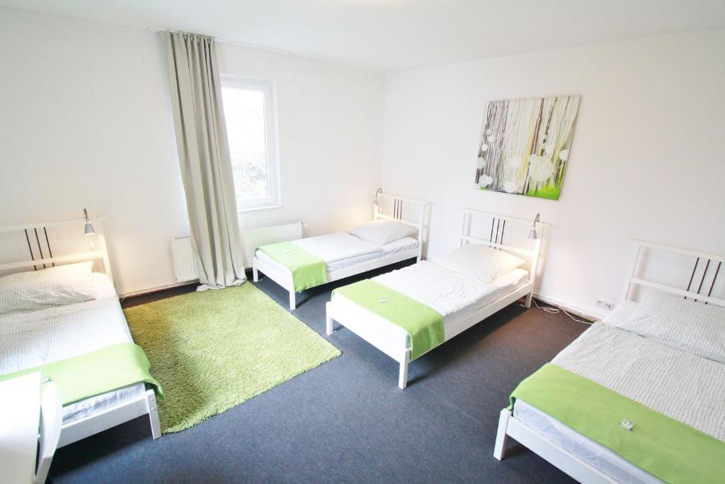 Bedpark Altona Pension Hamburg Room photo